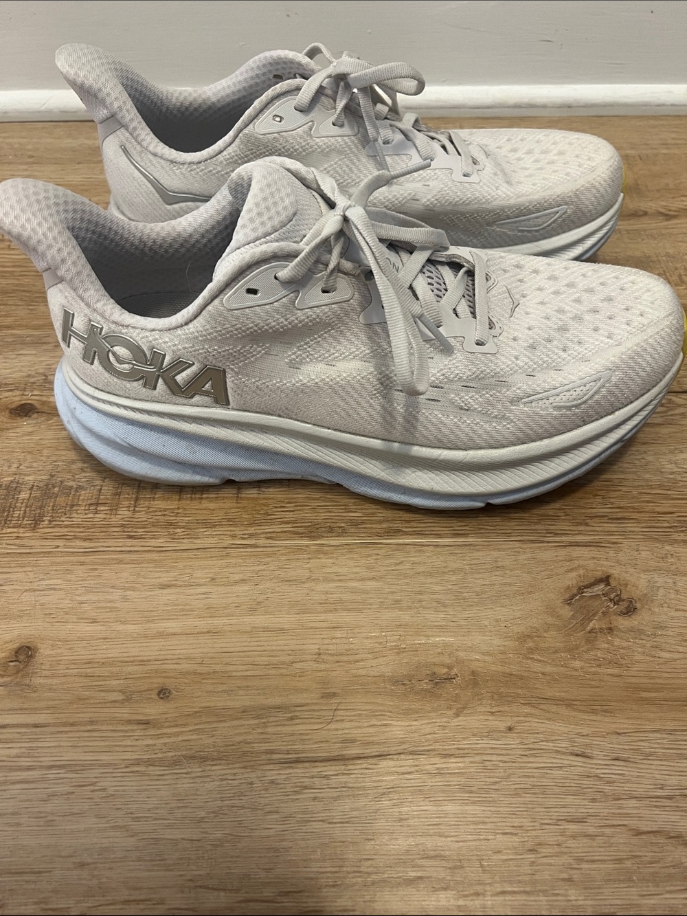 Hoka Women's Light Gray/White Running Shoes